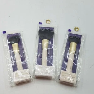GSQ by GLAMSQUAD 3 Brushes - Multipurpose, Powder & Angled Blush New In Pkg - Picture 1 of 5