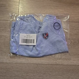 Janie and Jack Jungen Baby The J&J Patch Slub T-Shirt 12-18M blau  - Bild 1 von 3