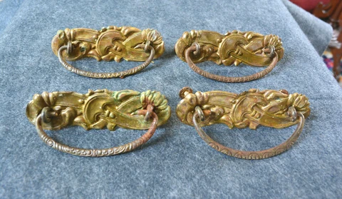 4 ANTIQUE DRESSER DRAWER HARDWARE PRESSED BRASS BACK PLATES IRON PULLS (16b) Cover