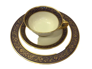 Lenox China Barclay Taza, Platillo, Plato de Postre Trío Marfil Azul Cobalto Dorado Pesado - Imagen 1 de 10