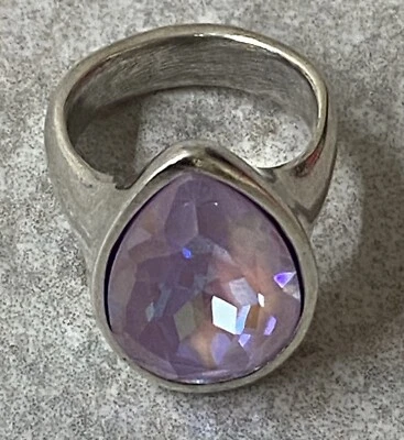 UNO DE 50 Mrs. Begum’s Soul with Lilac Pink Crystal - Size 7.5 - Image 1 of 4