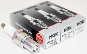 3 Pack of Genuine Authentic NGK 7133 Nickel Spark Plug Standard BPR6ES11 - Picture 1 of 9