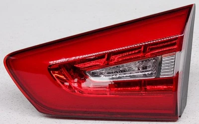 Lâmpada traseira lateral direita do passageiro 92416-3R520 fabricante de equipamento original Kia Cadenza - Imagem 1 de 4