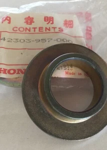 *FLANGE COLLAR OIL SEAL REAR AXLE ATC70 1978 TO 1985 42303-957-000 (325S) - Picture 1 of 2