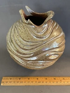 BUDDY DOBBINS SIGNED ORGANIC GLAZED WAVY UNDULATING LINE WOOD FIRED URN ORB VASE - Picture 1 of 8