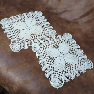 Pair of Matching Vintage White Doily Doilies Crocheted 9.5 10.5 Inches Square - Picture 1 of 3