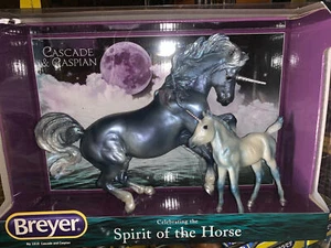 Breyer Modellpferde Perlstute und Fohlen Kaskade und Kaspian - Bild 1 von 3