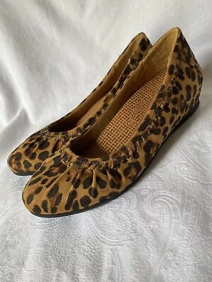 Mocasines de cuña ocultos con estampado de leopardo Baretraps Posture Norma punta redonda talla 6M Foto 1 de 4