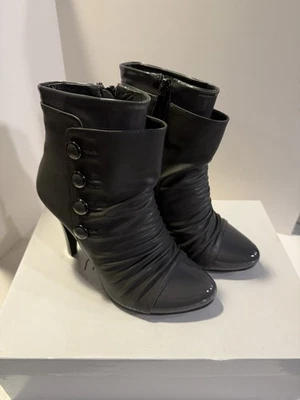 Monroe & Main Black High Heels - Image 1 of 2