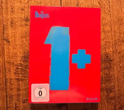 The Beatles 1 - Limited Deluxe Edition CD + 2 Blurays Box-Set - wie neu - Bild 1 von 4