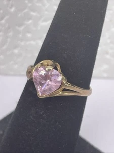 Vintage 14KT Yellow Gold 2.6 gr. Heart Shaped Amethyst Ring, Size 6 Women’s Jewe - Picture 1 of 15