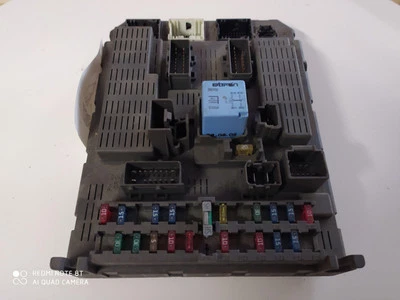 Centralina comfort Citroën C5 I Break DE 9647448280 2.0 Diesel 2003 28604999 - Immagine 1 di 4