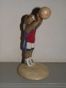 ROYAL DOULTON BASKETBALL HASEN SEHR SCHÖN!!!!! - Bild 1 von 2