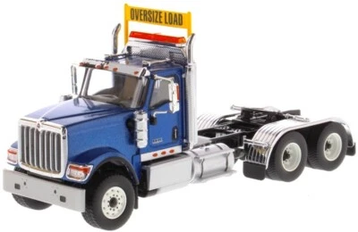 DIECAST MASTERS - INTERNATIONAL HX520 6x4 Day Cab Tandem blu - 1/50 - DCM71004 - Immagine 1 di 4