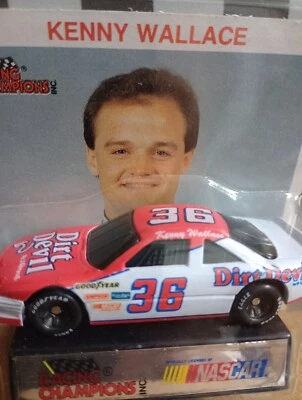 Pontiac Grand Pri 1992 NASCAR Racing Champions #36 Kenny Wallace Dirt Devil 1/64 Foto 1 de 4