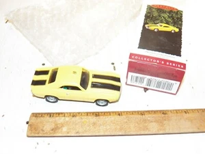 1995 HALLMARK KEEPSAKE ORNAMENT 1969 Chevrolet Camaro Classic Cars - Picture 1 of 5