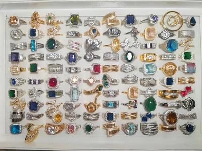 Lote de 50 piezas de anillos mixtos al por mayor banda para dedos a granel joyas para mujeres moda EE. UU. Foto 1 de 4