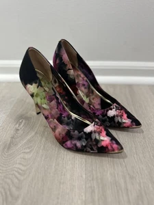 Ted Baker Schuhe Damen Größe EU 38,5 Blumenmuster Satin spitz zulaufend Stiletto Pumps - Bild 1 von 11
