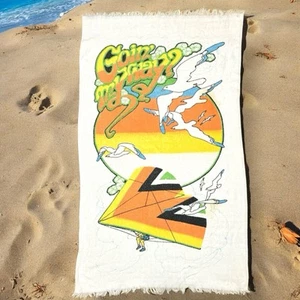 1970's Groovy Graphic Hang Gliding Seagulls Going My Way Retro Font Beach Towel - Picture 1 of 7