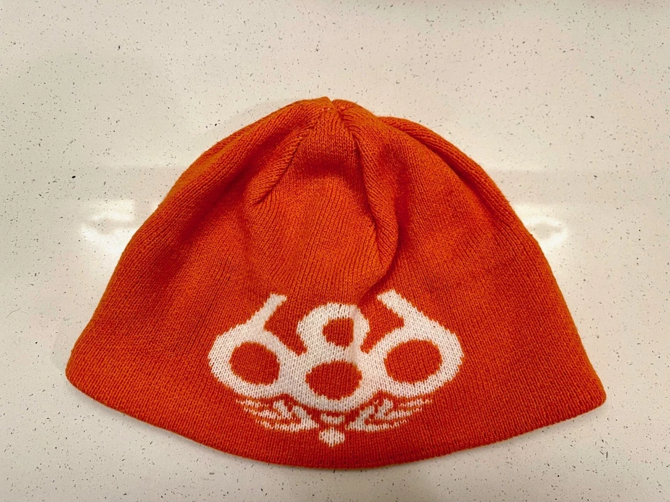 Chapéu gorro pequeno laranja feminino 686 - Imagem 1 de 1