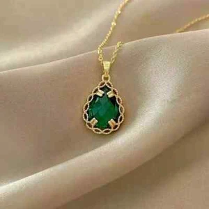 1Ct Pear Cut Lab Created Green Emerald Women's Pendant 14K Yellow Gold Plated - Picture 1 of 7