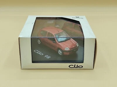 1/43 Renault Clio II 1.6 16v Orange 1998 Vitesse ref: 7711149012 - Photo 1/3