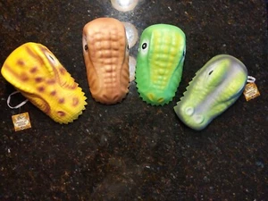 4er Set, Dinosaurier Hüte/Masken, von Greenbrier, Halloween, Verkleiden, Neu mit Etikett - Bild 1 von 6