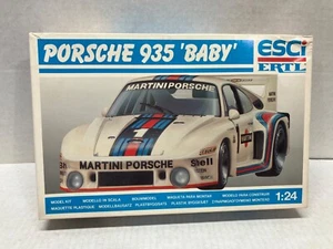 VINTAGE ERTL PORSCHE 935 "BABY" MODELLBAUSATZ IM MASSSTAB 1:24 - Bild 1 von 5