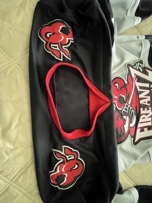 CAMISETA DEPORTIVA DE HOCKEY COSIDA PEQUEÑA JUVENIL VINTAGE OT COSIDA FAYETTEVILLE FIREANTZ Foto 1 de 4