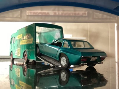 Intermeccanica INDRA (Corvette alemán) 1/43 fundido a presión por Auto Pilen Foto 1 de 4