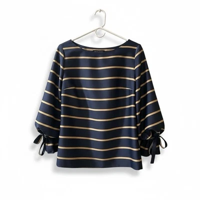 Blusa Banana Republic Talla S Azul Marino Tostado Rayas Manga Poeta Cuello Barco Puño Corbata Foto 1 de 4