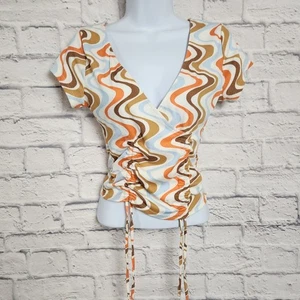NWT Rue21 Top Size Medium Zig Zag Print V Neck Faux Wrap  - Picture 1 of 13