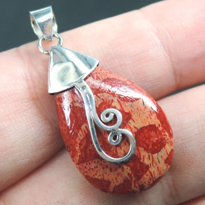 Gioielli pendenti in argento sterling 925 con piccola goccia di corallo rosso... - Immagine 1 di 4