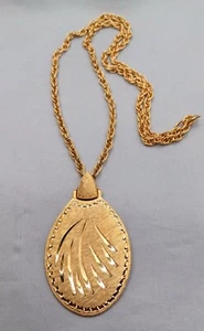 Vintage Diamond Etched Pendant Necklace Brushed Gold Tone Feathery Design 24" - Picture 1 of 4