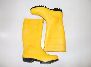 Stivali colore giallo - Foto 1 di 1
