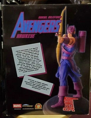 DIAMOND SELECT AVENGERS #223 Marvel Milestone Estatua HAWKEYE 0002/2500 Foto 1 de 4