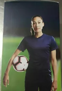 US Damen Fußball Julie Ertz Sammlerfigur #8 oder Christen Presse #23 Neu im Karton - Bild 1 von 4