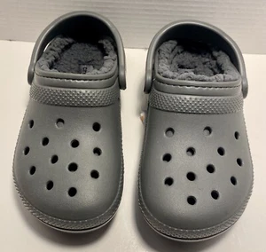 Crocs Kids Classic Lined Clog Size M 2 / W 4 * New With Tags - Picture 1 of 8