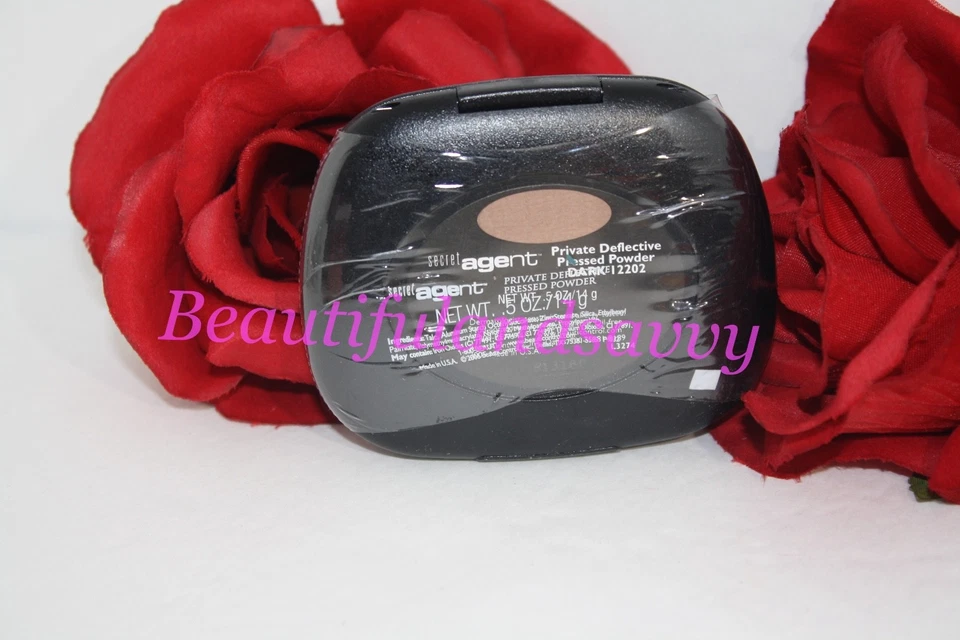 Polvo prensado deflectivo privado Beauticontrol Secret Agent OSCURO (12202) Foto 1 de 1