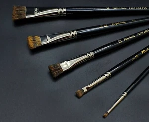 Raphael FLAT Series 916 Brushes Immitation Squirrel - Picture 1 of 10