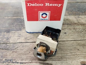 Interruptor de faros Delco Remy 1995217 Chevrolet y Pontiac 1974-1983 fabricante original nuevo - Imagen 1 de 14