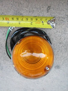 UNIVERSAL PARKING LIGHT AMBER CHEVROLET DODGE FORD PLYMOUTH 1930'S 1940'S 1950'S - Picture 1 of 1