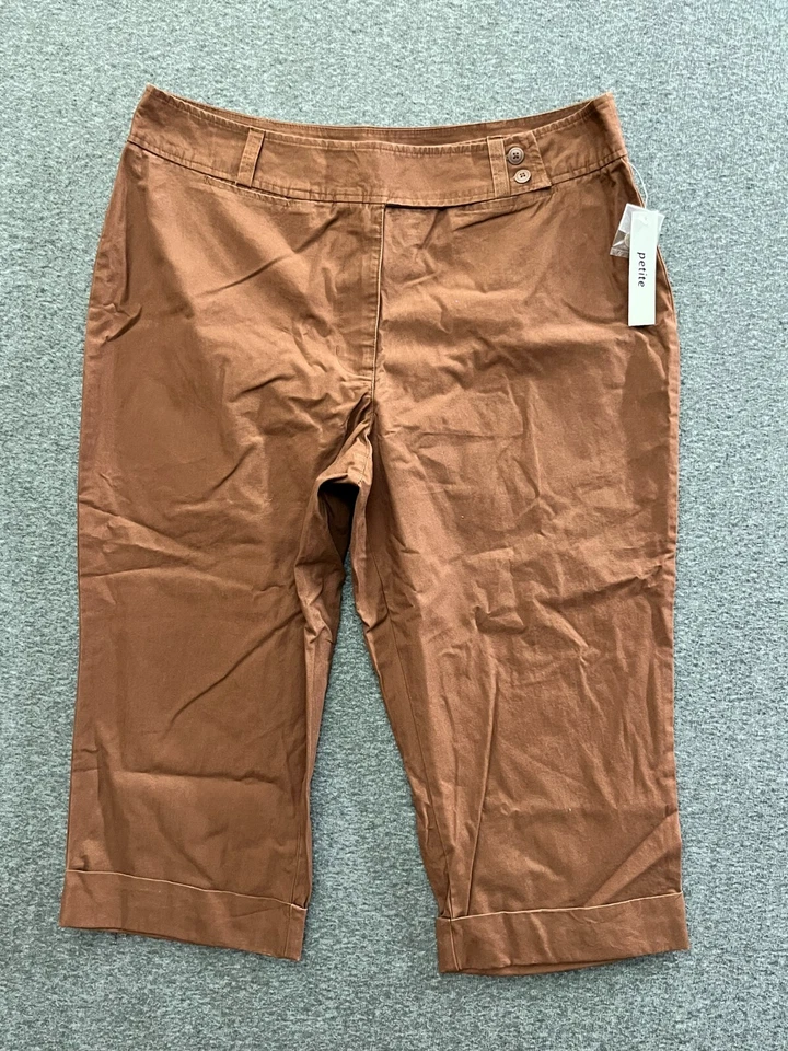 White Stag Women's Cotton 18 Petite Coral Cuffed Capri Pants Straight Leg - Image 1 of 4