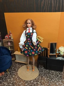 Vintage Barbie Outfit - 1995 Teacher Dress + Purse, Shoes + - Picture 1 of 21