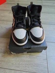 NIKE Air Jordan 1 Mid Sneakers DQ84234001 Black Grey White UK 1 EU 33 New Boxed - Picture 1 of 7