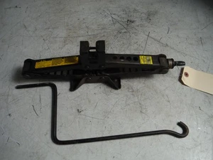 2008 Mazda 6 Emergency Floor Scissor Jack Lift and Crank Tool Set OEM 2006-2008 - Imagen 1 de 12