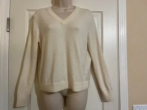 Quince Cashmere V-neck Sweater Ivory Pullover Long Sleeve Women's XS - Picture 1 of 7