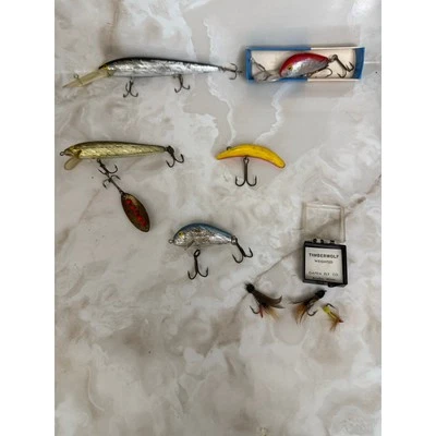 Vintage Fishing Lures Lot – 9 Pc Mixed Tackle Set - Image 1 of 4