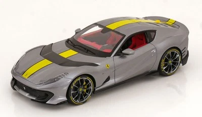 1:18 Bburago Signature Series Ferrari 812 Competizione 2021