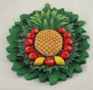 Colonial Williamsburg Foundation Pineapple Wreath - Picture 1 of 5